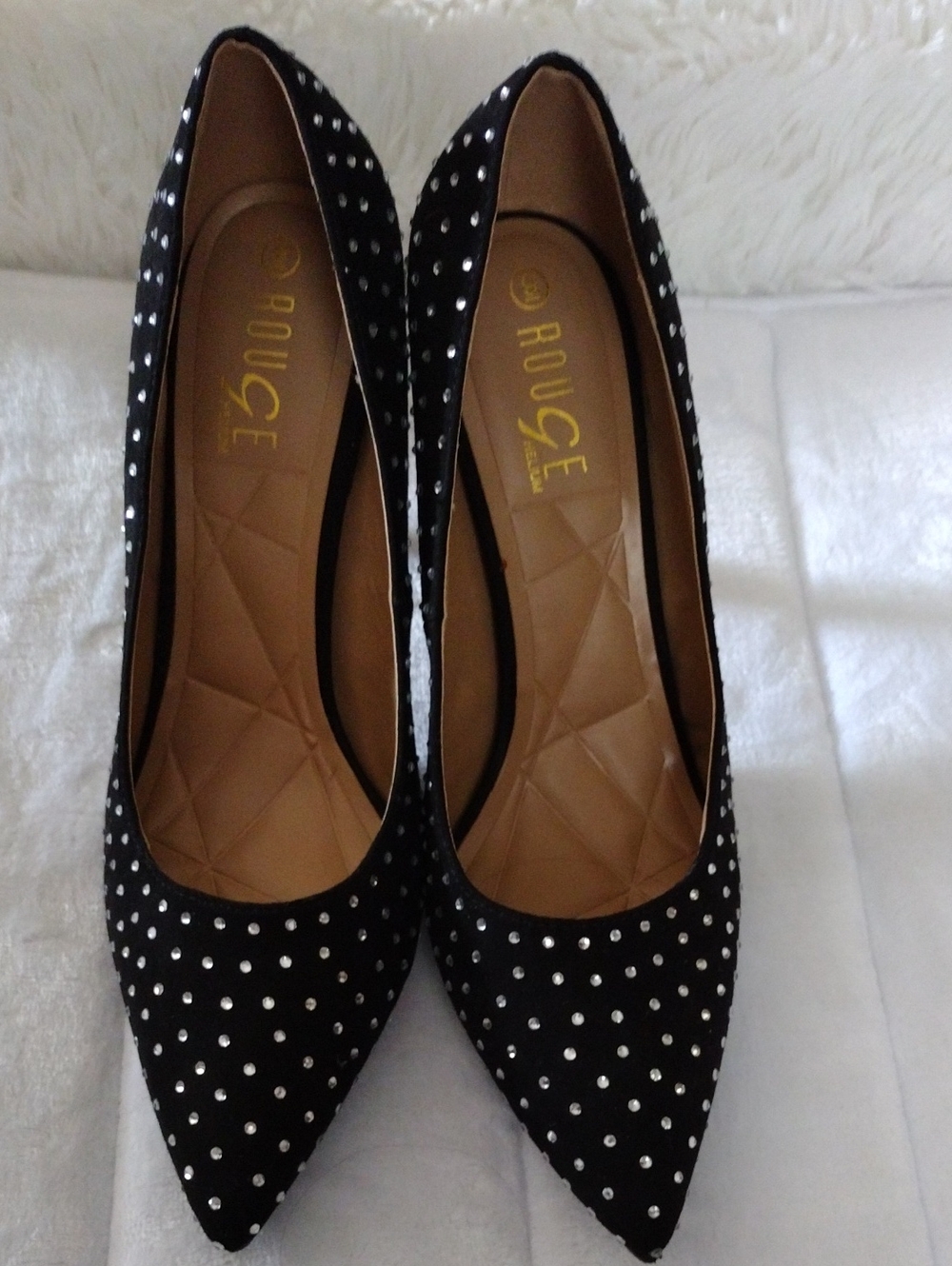 Rouge Helium Black Pointed-Toe Pumps with Silver Stones